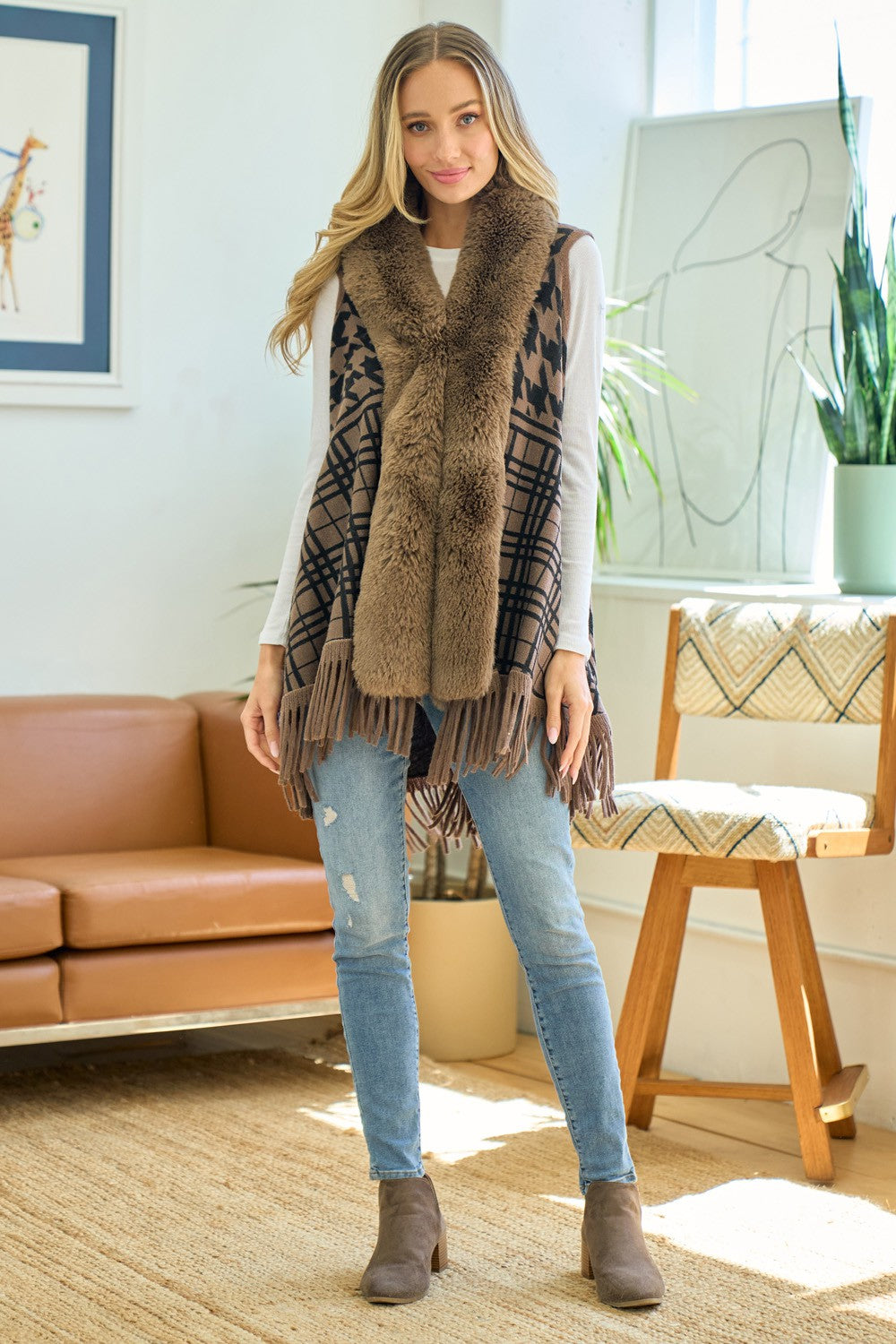 Hound Tooth Check Sweater Poncho Cape Vest with Faux Fur Trim